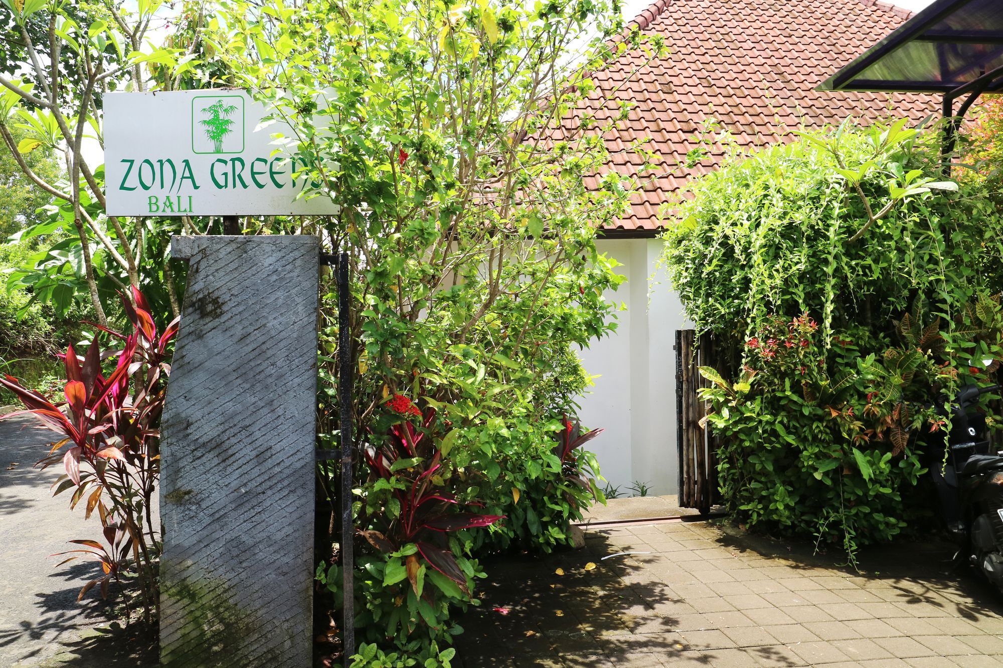 Azona Greens Bali Pecatu Buitenkant foto